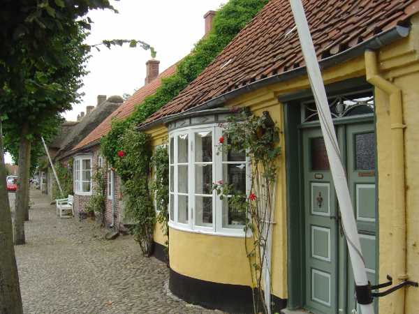 T&ouml;nder